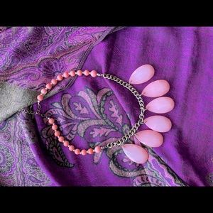 Coral necklace with lobster clasp chain, 6 large gems and smaller beads